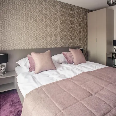 Tatiana Aparthotel 4*