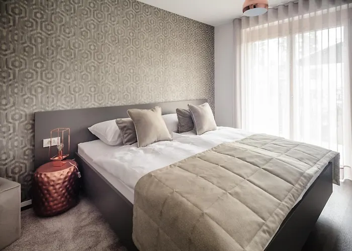 Aparthotel Tatiana 4*