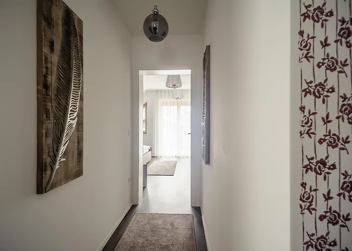 מלון דירות Tatiana בלד