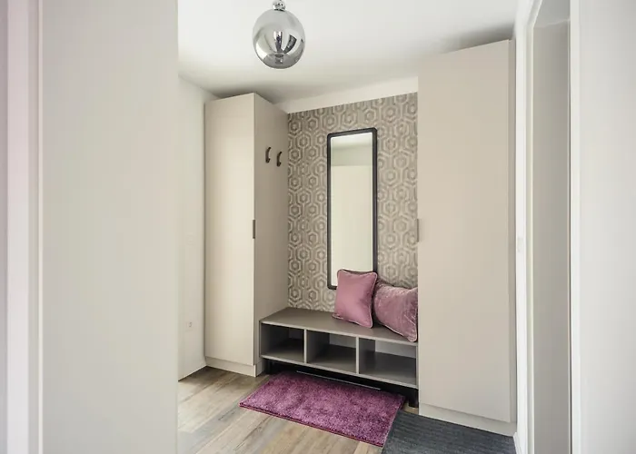 Aparthotel Tatiana 4*